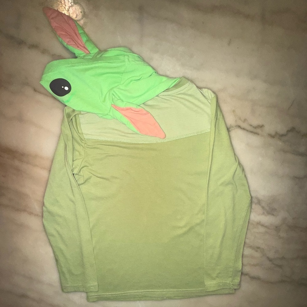 Kids Baby Yoda long sleeve hooded shirt size 5/6 - Picture 7 of 7